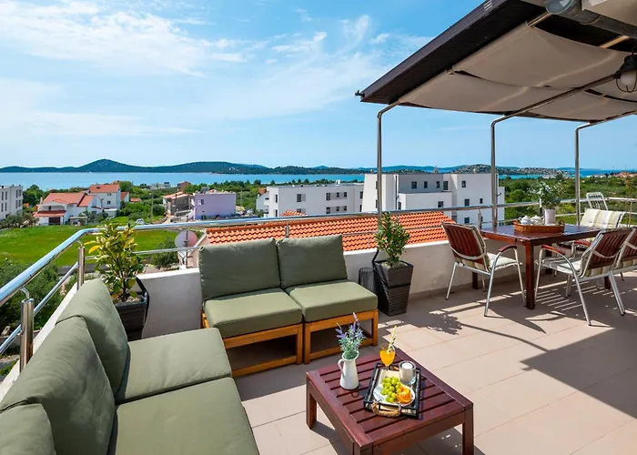 Sea View Apartments Tihi II