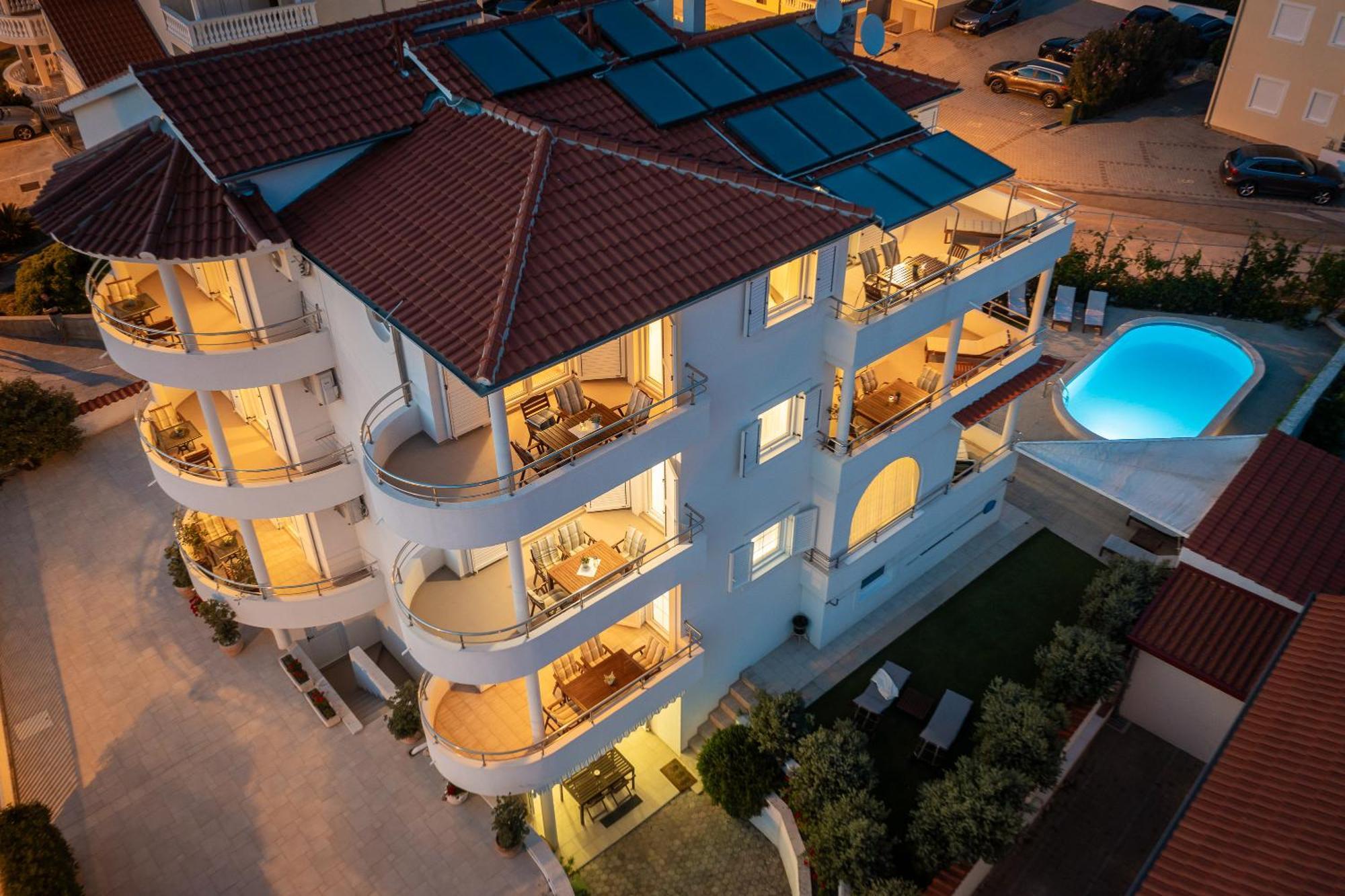 Apartment Sea View Tihi Ii
